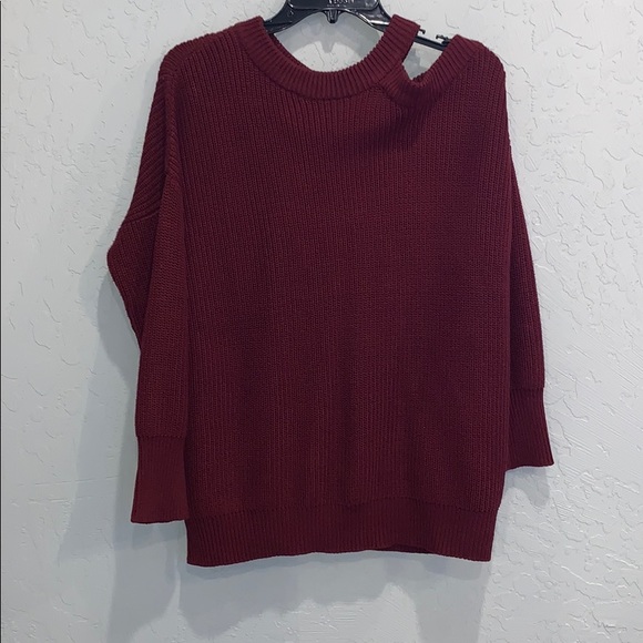 Burgundy Cutout Sweater - Picture 5 of 6
